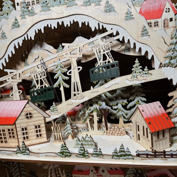 Martha Stewart LED Winter Village Scene - Picture 13 of 14
